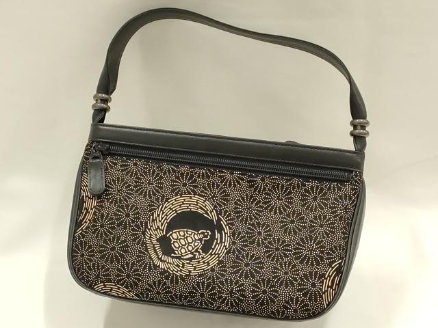 平和屋の平和屋着物●和装小物　和装バッグ　甲州印傳　印傳屋　ハンドバッグ　菊文　鶴亀　松竹梅　逸品　AABH6637ay｜アングル2