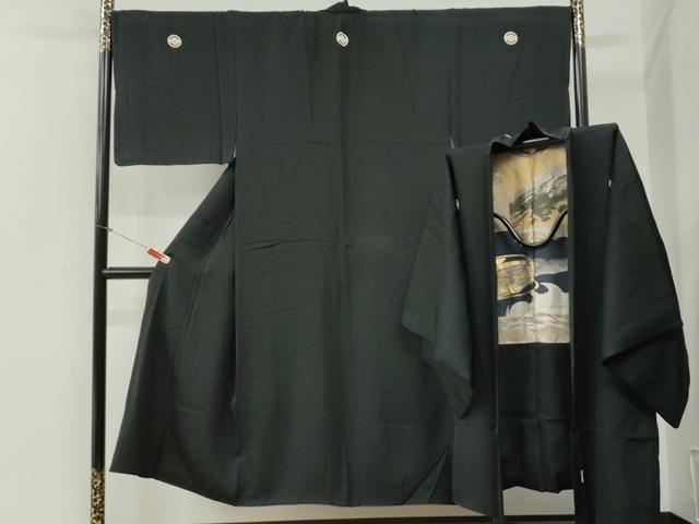 平和屋着物●男性　黒紋付　羽織セット　羽裏：富士・龍　正絹　逸品　CABG0107yc