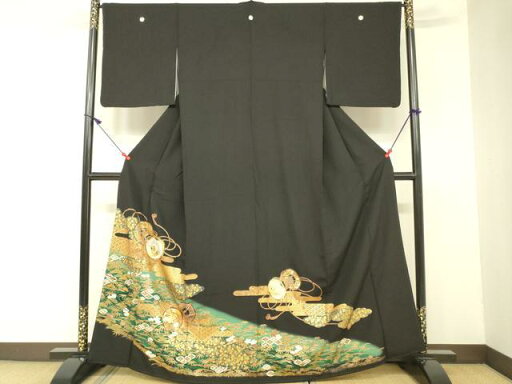 平和屋着物■豪華黒留袖 飛鶴吉祥花鼓文 松竹梅 暈し染め 金彩 正絹 逸品 DAAT8923zy 平和屋着物■豪華黒留袖 飛鶴吉祥花鼓文 松竹梅 暈し染め 金彩 正絹 逸品 DAAT8923zy