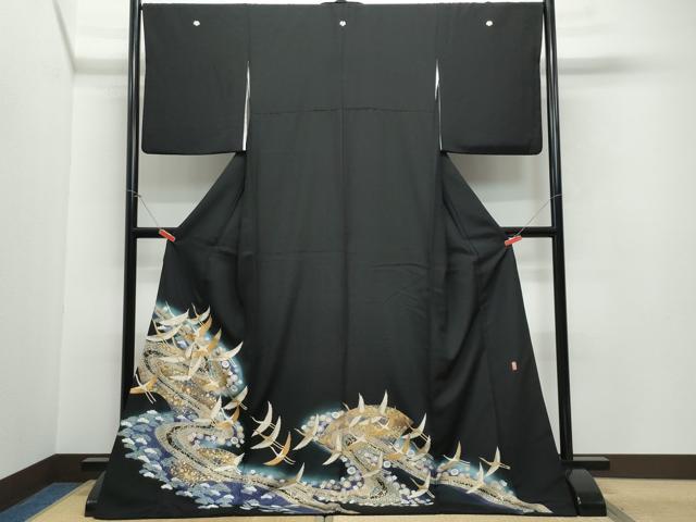 平和屋着物●豪華黒留袖 作家物 飛鶴地紙花文 金彩 正絹 逸品 CAAV6526vf
