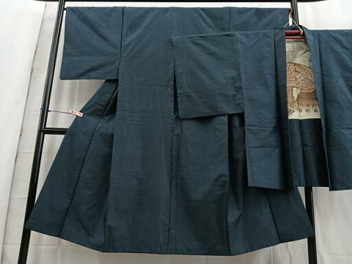 平和屋着物■男性 本場大島紬 アンサンブル 亀甲文様 羽裏:鷹 正絹 逸品 BAAS4264ea 平和屋着物■男性 本場大島紬 アンサンブル 亀甲文様 羽裏:鷹 正絹 逸品 BAAS4264ea