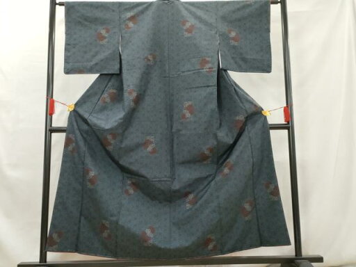 平和屋着物■本場大島紬 7マルキ 草花文 正絹 逸品 未使用 AAAX8139cs 平和屋着物■本場大島紬 7マルキ 草花文 正絹 逸品 未使用 AAAX8139cs