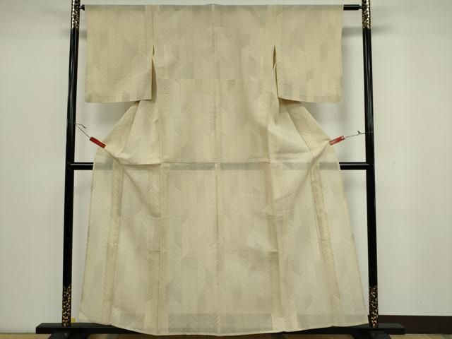 平和屋着物＊夏物　紬　紗紬　矢羽根文様　正絹　逸品　CAAV0844ou
