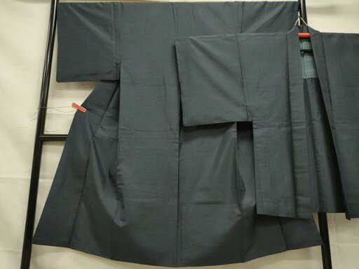 平和屋着物■男性 本場大島紬 アンサンブル 90亀甲 亀甲柄 正絹 逸品 DAAJ2911zy 平和屋着物■男性 本場大島紬 アンサンブル 90亀甲 亀甲柄 正絹 逸品 DAAJ2911zy