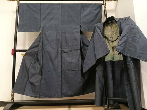 平和屋着物●男性 本場村山大島紬 アンサンブル 長羽織セット 亀甲絣 正絹 逸品 AAAY7925ph 平和屋着物●男性 本場村山大島紬 アンサンブル 長羽織セット 亀甲絣 正絹 逸品 AAAY7925ph