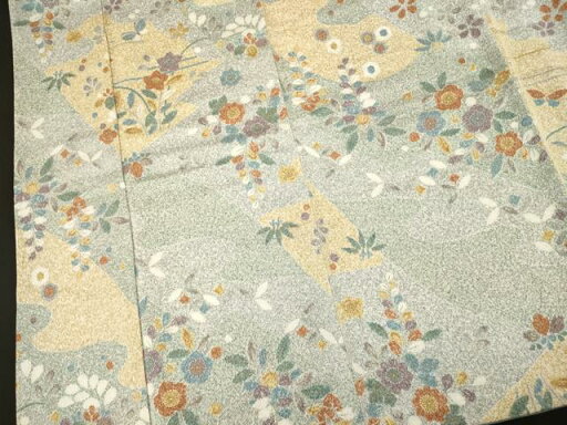 平和屋着物■上質な小紋 舞蝶草花文 金彩 正絹 逸品 DAAO6517we 平和屋着物■上質な小紋 舞蝶草花文 金彩 正絹 逸品 DAAO6517we