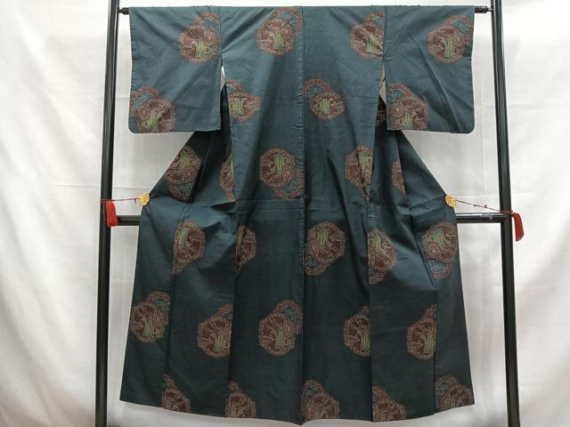 平和屋着物■本場大島紬　雪輪御所車文　正絹　逸品　AABB7524uw