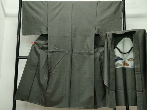 平和屋着物■男性 本場大島紬 アンサンブル 80亀甲 正絹 逸品 CAAO0260vf 平和屋着物■男性 本場大島紬 アンサンブル 80亀甲 正絹 逸品 CAAO0260vf