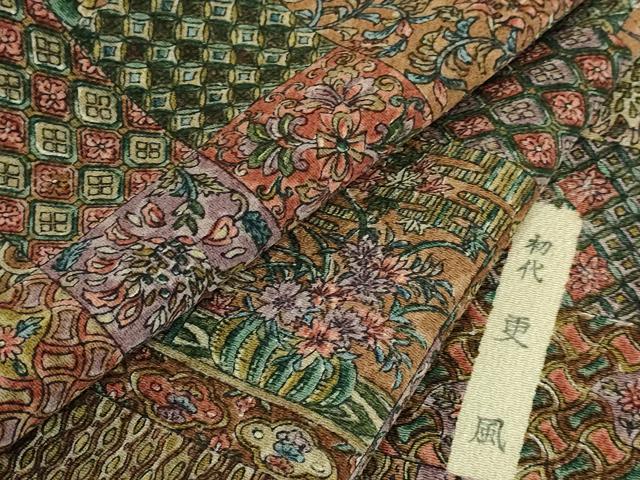 平和屋着物■初代 更風 小紋 更紗花文 鬼しぼ縮緬 正絹 逸品 DAAP1356ic