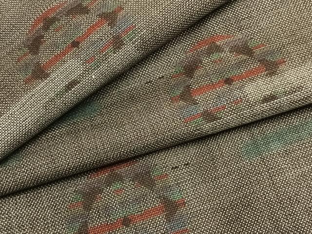 平和屋着物●本場大島紬　カタス9マルキ　幾何学文様　正絹　逸品　AABJ4700fy