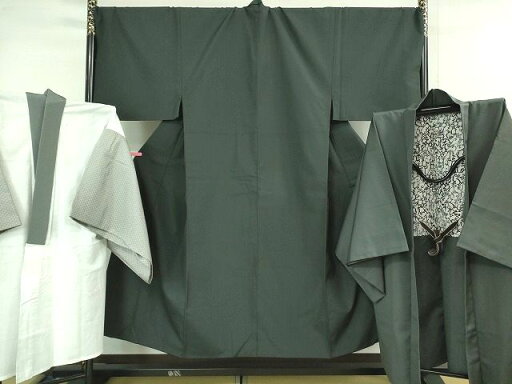 平和屋本店■極上 男性 銀座もとじ 米沢お召 アンサンブル 長羽織・半襦袢セット 着物:蝋色 長羽織:羊羹色 たとう紙付き 逸品 DZAA4109kh5 平和屋本店■極上 男性 銀座もとじ 米沢お召 アンサンブル 長羽織・半襦袢セット 着物:蝋色 長羽織:羊羹色 たとう紙付き 逸品 DZAA4109kh5