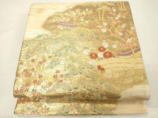■■■　サイズ　■■■ 長さ 432cm 幅 31cm程 ■■■　商品詳細　■■■ 【正絹】 詳細に関しましては、画像をご確認ください。 大変上質な逸品になります。 お安く出品致しますので、是非この機会にいかがでしょうか？ ■■■　注意事項　■■■ ■モニター発色の具合により色合いが異なる場合がございます。 ■寸法は多少の誤差が生じる場合がございますのでご了承ください。 ■縫込みの長さが左右非対称の場合は短い部分を記載しております。 左右非対称であってもご返品・お値引き等の保証は出来かねますので、ご了承の上ご購入をお願い致します。 ■シミ等のチェックには注意を払っておりますが、見落としがある場合もございますし、個人の見解も様々ですので神経質な方のご購入はお控えください。 ■箪笥に入っておりました着物や帯なので畳みシワや匂いがあるものもございます。 ■お休みは基本的に土日祝となりますが、その他臨時でお休みする場合がございますのでご了承ください。 ■商品の発送は平日のみの発送となります。 ■夜間と土曜、日曜日はお問い合わせの回答が遅れる場合がございます。 ■当店では、お直し、紋入れ、お手入れ等は承っておりません。 ■生地の状態（ヤケ、経年劣化等）によってはサイズ直しが出来ない場合がございます。 その点もどうかご了承のうえ、ご購入をお願いいたします。 ■弊社で取り扱う商品は一点ものにつき、時期や在庫状況に応じて金額が変更となる場合がございます。 ■検針は行っておりません。予めご了承いただきますようお願いいたします。 ■【洗える着物】と記載のある商品におきましては、商品お届け後に洗濯を行ってしまってからのご返品にはご対応しかねます。 念の為、専門店でのお手入れをお願いいたします。 ■着物のサイズ目安は下記を参考ください↓ ＜女性着物＞　お端折り次第で＋5cm　−1cmが着用可能サイズ 　例）身丈170cmの場合、身長160cm〜175cm ＜男性着物＞　身丈＋約25cm〜27cm程が適応身長 　例）身丈155cmの場合、身長180〜182cm
