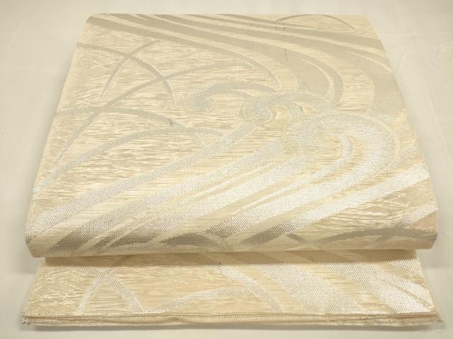 ■■■　サイズ　■■■ 長さ 424cm 幅 30cm程 ■■■　商品詳細　■■■ 【正絹・芯なし】 状態は締めてはおりますが 特に目立ったシミ汚れなどもなく大変良い状態です。 大変上質な逸品になります。 お安く出品致しますので、是非この機会にいかがでしょうか？ ■■■　注意事項　■■■ ■モニター発色の具合により色合いが異なる場合がございます。 ■寸法は多少の誤差が生じる場合がございますのでご了承ください。 ■縫込みの長さが左右非対称の場合は短い部分を記載しております。 左右非対称であってもご返品・お値引き等の保証は出来かねますので、ご了承の上ご購入をお願い致します。 ■シミ等のチェックには注意を払っておりますが、見落としがある場合もございますし、個人の見解も様々ですので神経質な方のご購入はお控えください。 ■箪笥に入っておりました着物や帯なので畳みシワや匂いがあるものもございます。 ■お休みは基本的に土日祝となりますが、その他臨時でお休みする場合がございますのでご了承ください。 ■商品の発送は平日のみの発送となります。 ■夜間と土曜、日曜日はお問い合わせの回答が遅れる場合がございます。 ■当店では、お直し、紋入れ、お手入れ等は承っておりません。 ■生地の状態（ヤケ、経年劣化等）によってはサイズ直しが出来ない場合がございます。 その点もどうかご了承のうえ、ご購入をお願いいたします。 ■弊社で取り扱う商品は一点ものにつき、時期や在庫状況に応じて金額が変更となる場合がございます。 ■検針は行っておりません。予めご了承いただきますようお願いいたします。 ■【洗える着物】と記載のある商品におきましては、商品お届け後に洗濯を行ってしまってからのご返品にはご対応しかねます。 念の為、専門店でのお手入れをお願いいたします。 ■着物のサイズ目安は下記を参考ください↓ ＜女性着物＞　お端折り次第で＋5cm　−1cmが着用可能サイズ 　例）身丈170cmの場合、身長160cm〜175cm ＜男性着物＞　身丈＋約25cm〜27cm程が適応身長 　例）身丈155cmの場合、身長180〜182cm