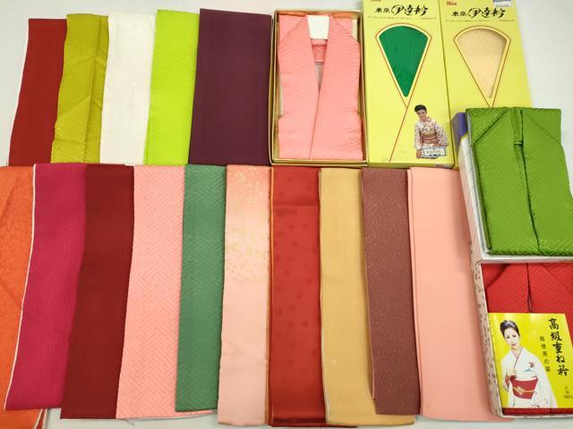 ■■■　商品詳細　■■■ ※こちらのお品はまとめての出品となりますので、 汚れ・サイズ等の詳細は記載しておりません。 ご理解の上でのご入札をお願い致します。 大変上質な逸品になります。 お安く出品致しますので、是非この機会にいかがでしょうか？ ■■■　注意事項　■■■ ■モニター発色の具合により色合いが異なる場合がございます。 ■寸法は多少の誤差が生じる場合がございますのでご了承ください。 ■縫込みの長さが左右非対称の場合は短い部分を記載しております。 左右非対称であってもご返品・お値引き等の保証は出来かねますので、ご了承の上ご購入をお願い致します。 ■シミ等のチェックには注意を払っておりますが、見落としがある場合もございますし、個人の見解も様々ですので神経質な方のご購入はお控えください。 ■箪笥に入っておりました着物や帯なので畳みシワや匂いがあるものもございます。 ■お休みは基本的に土日祝となりますが、その他臨時でお休みする場合がございますのでご了承ください。 ■商品の発送は平日のみの発送となります。 ■夜間と土曜、日曜日はお問い合わせの回答が遅れる場合がございます。 ■当店では、お直し、紋入れ、お手入れ等は承っておりません。 ■生地の状態（ヤケ、経年劣化等）によってはサイズ直しが出来ない場合がございます。 その点もどうかご了承のうえ、ご購入をお願いいたします。 ■弊社で取り扱う商品は一点ものにつき、時期や在庫状況に応じて金額が変更となる場合がございます。 ■検針は行っておりません。予めご了承いただきますようお願いいたします。 ■【洗える着物】と記載のある商品におきましては、商品お届け後に洗濯を行ってしまってからのご返品にはご対応しかねます。 念の為、専門店でのお手入れをお願いいたします。 ■着物のサイズ目安は下記を参考ください↓ ＜女性着物＞　お端折り次第で＋5cm　−1cmが着用可能サイズ 　例）身丈170cmの場合、身長160cm〜175cm ＜男性着物＞　身丈＋約25cm〜27cm程が適応身長 　例）身丈155cmの場合、身長180〜182cm