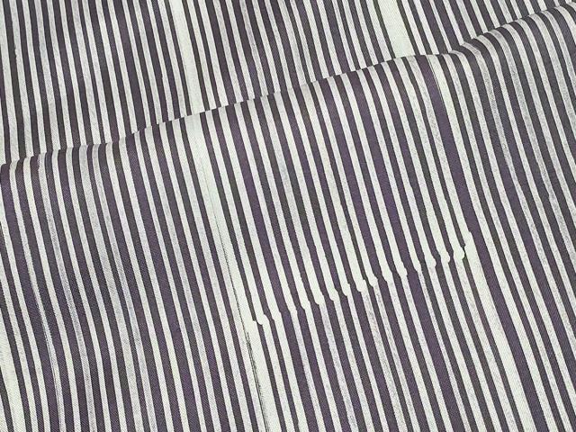 ■■■　サイズ　■■■ 身丈 155cm（肩から） 裄丈 63cm 袖丈 46cm　縫込み 4.5cm 袖幅 32cm 前幅 25cm 後幅 30.5cm 着物縫いこみ 内揚げ 5.5cm 裄 お袖側 約3cm　身頃側 約4cm ■■■　商...