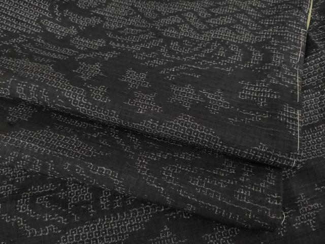 乐天商城 - 平和屋着物●結城紬　80亀甲　雲重ね文　黒地　正絹　逸品　未使用　AABF0929ck