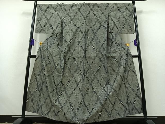 平和屋の平和屋着物▽上質な紬 単衣 吉祥花文 正絹 逸品 AABB4497jh｜アングル2