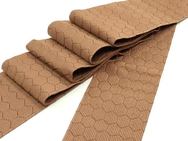 平和屋着物●男性 本場筑前博多織 角帯 亀甲柄 焦げ茶色 正絹 逸品 未使用 DAAY0322ob