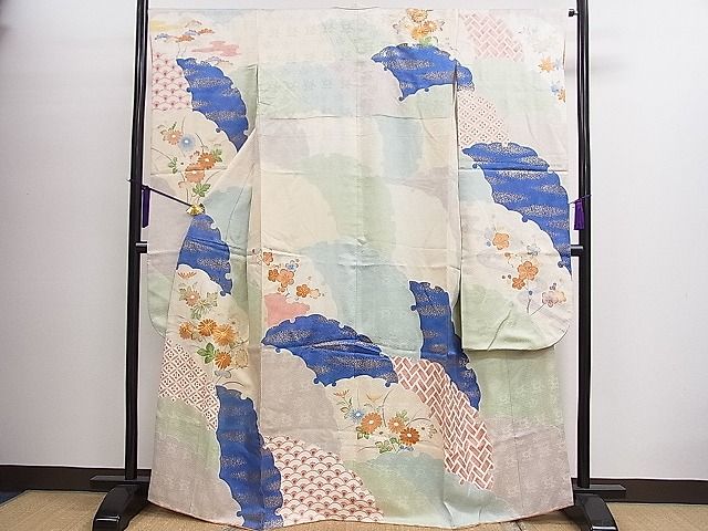 平和屋着物■豪華振袖 駒刺繍 雪輪重ね草花文 金彩 逸品 CAAE3475ze