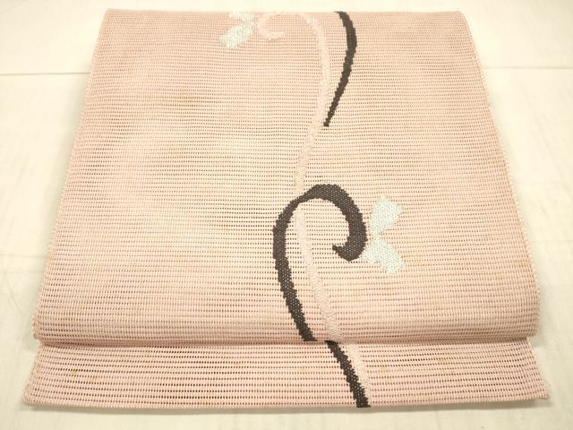 ■■■　サイズ　■■■ 長さ 348cm 幅 30cm程 ■■■　商品詳細　■■■ 【交織】 状態は接写画像のように表地所々・裏地に薄い汚れがございます。 ぜひお手入れをされてお召しになられてはいかがでしょうか。 お安く出品致しますので、是非この機会にいかがでしょうか？ ■■■　注意事項　■■■ ■モニター発色の具合により色合いが異なる場合がございます。 ■寸法は多少の誤差が生じる場合がございますのでご了承ください。 ■縫込みの長さが左右非対称の場合は短い部分を記載しております。 左右非対称であってもご返品・お値引き等の保証は出来かねますので、ご了承の上ご購入をお願い致します。 ■シミ等のチェックには注意を払っておりますが、見落としがある場合もございますし、個人の見解も様々ですので神経質な方のご購入はお控えください。 ■箪笥に入っておりました着物や帯なので畳みシワや匂いがあるものもございます。 ■お休みは基本的に土日祝となりますが、その他臨時でお休みする場合がございますのでご了承ください。 ■商品の発送は平日のみの発送となります。 ■夜間と土曜、日曜日はお問い合わせの回答が遅れる場合がございます。 ■当店では、お直し、紋入れ、お手入れ等は承っておりません。 ■生地の状態（ヤケ、経年劣化等）によってはサイズ直しが出来ない場合がございます。 その点もどうかご了承のうえ、ご購入をお願いいたします。 ■弊社で取り扱う商品は一点ものにつき、時期や在庫状況に応じて金額が変更となる場合がございます。 ■検針は行っておりません。予めご了承いただきますようお願いいたします。 ■【洗える着物】と記載のある商品におきましては、商品お届け後に洗濯を行ってしまってからのご返品にはご対応しかねます。 念の為、専門店でのお手入れをお願いいたします。 ■着物のサイズ目安は下記を参考ください↓ ＜女性着物＞　お端折り次第で＋5?　−10?が着用可能サイズ 　例）身丈170?の場合、身長160?〜175? ＜男性着物＞　身丈＋約25?〜27?程が適応身長 　例）身丈155?の場合、身長180〜182?