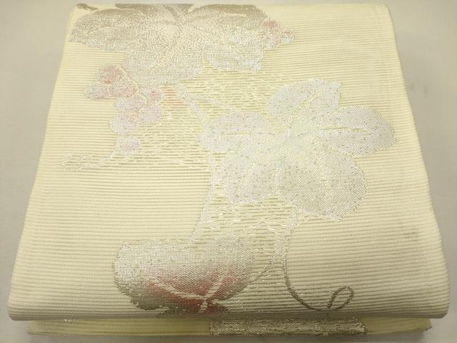 ■■■　サイズ　■■■ 長さ 448cm 幅 32cm程 ■■■　商品詳細　■■■ 【正絹】 状態は接写画像のように たれ先・太鼓上部・前柄・柄止まり・裏地に薄い汚れがございますが その他特に目立ったシミ汚れなどもなく大変良い状態です。 大変上質な逸品になります。 お安く出品致しますので、是非この機会にいかがでしょうか？ ■■■　注意事項　■■■ ■モニター発色の具合により色合いが異なる場合がござ