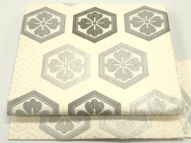 平和屋着物●九寸名古屋帯　唐織　亀甲花文　薄卵色　正絹　逸品　DAAY0032ob