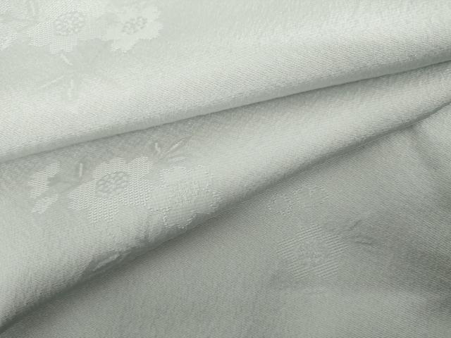 ■■■　サイズ　■■■ 身丈 162cm（肩から） 裄丈 64cm 袖丈 49.5cm　縫込み 3.5cm 袖幅 33.5cm 前幅 25cm 後幅 28.5cm 着物縫いこみ 内揚げ 6.5cm 裄 お袖側 約3cm　身頃側 約3.5cm ■■■　商品詳細　■■■ 【化繊・一つ紋】 状態は接写画像のように袖付に糸解けがございますが その他特に目立ったシミ汚れなどもなく大変良い状態です。 お安く出品致しますので、是非この機会にいかがでしょうか？※ご自身で洗濯された場合の保証はできかねます。 専門店にご相談ください。 ※衿裏に為書きがございます。 ■■■　注意事項　■■■ ■モニター発色の具合により色合いが異なる場合がございます。 ■寸法は多少の誤差が生じる場合がございますのでご了承ください。 ■縫込みの長さが左右非対称の場合は短い部分を記載しております。 左右非対称であってもご返品・お値引き等の保証は出来かねますので、ご了承の上ご購入をお願い致します。 ■シミ等のチェックには注意を払っておりますが、見落としがある場合もございますし、個人の見解も様々ですので神経質な方のご購入はお控えください。 ■箪笥に入っておりました着物や帯なので畳みシワや匂いがあるものもございます。 ■お休みは基本的に土日祝となりますが、その他臨時でお休みする場合がございますのでご了承ください。 ■商品の発送は平日のみの発送となります。 ■夜間と土曜、日曜日はお問い合わせの回答が遅れる場合がございます。 ■当店では、お直し、紋入れ、お手入れ等は承っておりません。 ■生地の状態（ヤケ、経年劣化等）によってはサイズ直しが出来ない場合がございます。 その点もどうかご了承のうえ、ご購入をお願いいたします。 ■弊社で取り扱う商品は一点ものにつき、時期や在庫状況に応じて金額が変更となる場合がございます。 ■検針は行っておりません。予めご了承いただきますようお願いいたします。 ■【洗える着物】と記載のある商品におきましては、商品お届け後に洗濯を行ってしまってからのご返品にはご対応しかねます。 念の為、専門店でのお手入れをお願いいたします。 ■着物のサイズ目安は下記を参考ください↓ ＜女性着物＞　お端折り次第で＋5cm　−1cmが着用可能サイズ 　例）身丈170cmの場合、身長160cm〜175cm ＜男性着物＞　身丈＋約25cm〜27cm程が適応身長 　例）身丈155cmの場合、身長180〜182cm