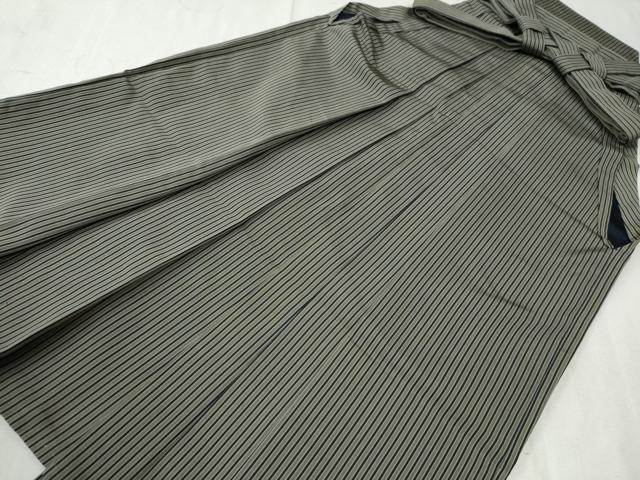 平和屋着物●男性　馬乗り袴　縞　正絹　逸品　CAAW8126yc
