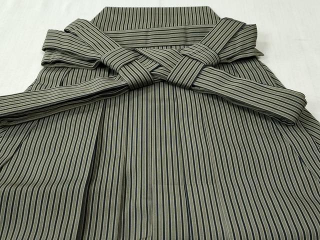 平和屋着物●男性　馬乗り袴　縞　正絹　逸品　CAAW8126yc