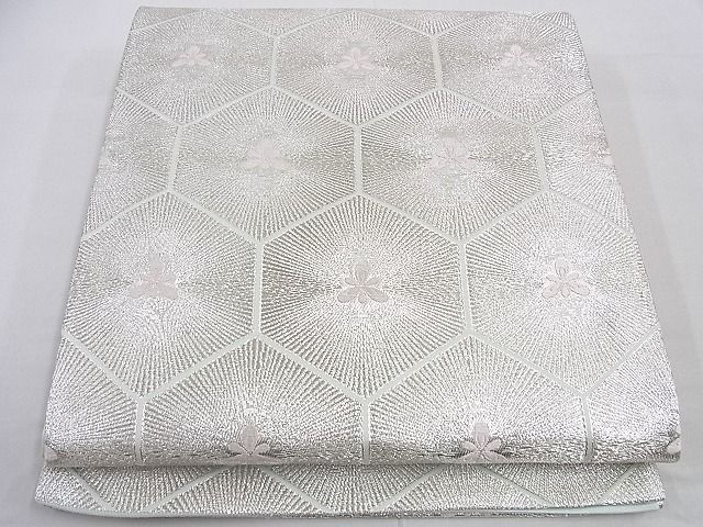 平和屋着物■六通柄袋帯　唐織　粋巧　銀糸　逸品　n-cw0122