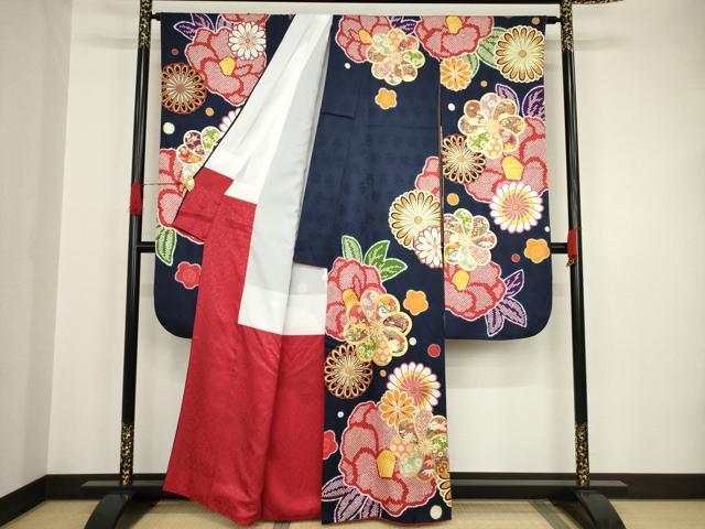 平和屋着物●豪華振袖　駒刺繍　絞り　吉祥舞花文　金彩　正絹　逸品　AAAT2215ck