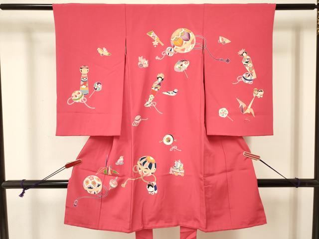 平和屋着物[]お宮参り　女の子　祝着　産着　初着　のしめ　鞠　羽子板　玩具文　金彩　逸品　DABA3794ma