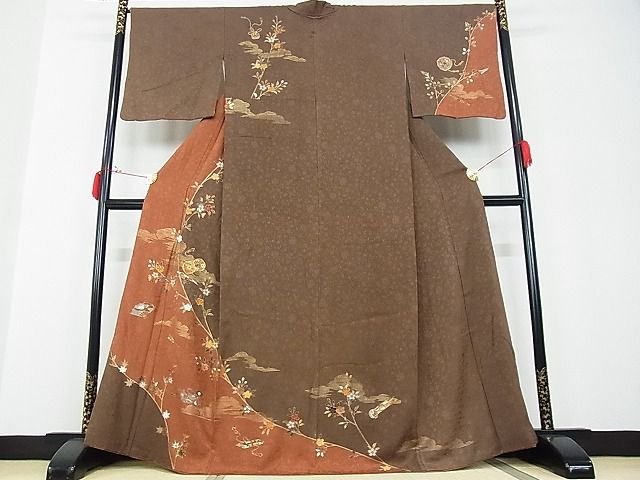 平和屋川間店■訪問着　駒刺繍　楽器吉祥花文　金彩　着丈165.5cm　裄丈67cm　正絹　逸品　A-ja4312