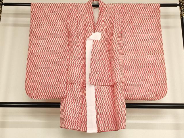 平和屋着物∵子供　女の子　長襦袢　袷　矢羽根文　逸品　AABE2367ja