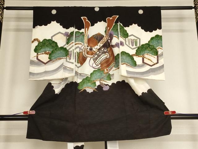 ■■■　サイズ　■■■ 【着物】 身丈 96.5cm（肩から） 裄丈 44.5cm 袖丈 55.5cm ■■■　商品詳細　■■■ 産着【正絹・長襦袢：化繊】の状態は接写画像のように下前・下前おくみに汚れ、紐に糸解けがございますが その他特に目立ったシミ汚れなどもなく大変良い状態です。 大変上質な逸品になります。 お安く出品致しますので、是非この機会にいかがでしょうか？ ■■■　注意事項　■■■ ■モニター発色の具合により色合いが異なる場合がございます。 ■寸法は多少の誤差が生じる場合がございますのでご了承ください。 ■縫込みの長さが左右非対称の場合は短い部分を記載しております。 左右非対称であってもご返品・お値引き等の保証は出来かねますので、ご了承の上ご購入をお願い致します。 ■シミ等のチェックには注意を払っておりますが、見落としがある場合もございますし、個人の見解も様々ですので神経質な方のご購入はお控えください。 ■箪笥に入っておりました着物や帯なので畳みシワや匂いがあるものもございます。 ■お休みは基本的に土日祝となりますが、その他臨時でお休みする場合がございますのでご了承ください。 ■商品の発送は平日のみの発送となります。 ■夜間と土曜、日曜日はお問い合わせの回答が遅れる場合がございます。 ■当店では、お直し、紋入れ、お手入れ等は承っておりません。 ■生地の状態（ヤケ、経年劣化等）によってはサイズ直しが出来ない場合がございます。 その点もどうかご了承のうえ、ご購入をお願いいたします。 ■弊社で取り扱う商品は一点ものにつき、時期や在庫状況に応じて金額が変更となる場合がございます。 ■検針は行っておりません。予めご了承いただきますようお願いいたします。 ■【洗える着物】と記載のある商品におきましては、商品お届け後に洗濯を行ってしまってからのご返品にはご対応しかねます。 念の為、専門店でのお手入れをお願いいたします。 ■着物のサイズ目安は下記を参考ください↓ ＜女性着物＞　お端折り次第で＋5cm　−1cmが着用可能サイズ 　例）身丈170cmの場合、身長160cm〜175cm ＜男性着物＞　身丈＋約25cm〜27cm程が適応身長 　例）身丈155cmの場合、身長180〜182cm