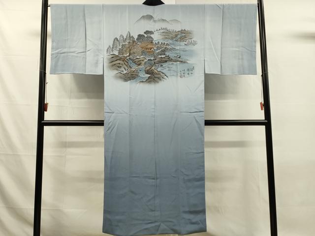 ■■■　サイズ　■■■ 身丈 144cm（肩から） 裄丈 66.5cm 袖丈 47.5cm　縫込み 6.5cm 袖幅 33.5cm 前幅 28.5cm 後幅 31.5cm 着物縫いこみ 内揚げ 0cm 裄 お袖側 約3cm　身頃側 約1cm ■■■　商品詳細　■■■ 【正絹】 状態は画像を添付しておりますので、そちらをご確認下さいますよう宜しくお願い致します。 大変上質な逸品になります。 お安く出品致しますので、是非この機会にいかがでしょうか？ ■■■　注意事項　■■■ ■モニター発色の具合により色合いが異なる場合がございます。 ■寸法は多少の誤差が生じる場合がございますのでご了承ください。 ■縫込みの長さが左右非対称の場合は短い部分を記載しております。 左右非対称であってもご返品・お値引き等の保証は出来かねますので、ご了承の上ご購入をお願い致します。 ■シミ等のチェックには注意を払っておりますが、見落としがある場合もございますし、個人の見解も様々ですので神経質な方のご購入はお控えください。 ■箪笥に入っておりました着物や帯なので畳みシワや匂いがあるものもございます。 ■お休みは基本的に土日祝となりますが、その他臨時でお休みする場合がございますのでご了承ください。 ■商品の発送は平日のみの発送となります。 ■夜間と土曜、日曜日はお問い合わせの回答が遅れる場合がございます。 ■当店では、お直し、紋入れ、お手入れ等は承っておりません。 ■生地の状態（ヤケ、経年劣化等）によってはサイズ直しが出来ない場合がございます。 その点もどうかご了承のうえ、ご購入をお願いいたします。 ■弊社で取り扱う商品は一点ものにつき、時期や在庫状況に応じて金額が変更となる場合がございます。 ■検針は行っておりません。予めご了承いただきますようお願いいたします。 ■【洗える着物】と記載のある商品におきましては、商品お届け後に洗濯を行ってしまってからのご返品にはご対応しかねます。 念の為、専門店でのお手入れをお願いいたします。 ■写真に写っている物が全てになります。それ以外の付属品はございませんのでご了承ください。 ■状態に関する写真につきましては、掲載可能な写真枚数に限りがあるため、各箇所につき1枚参考画像を掲載しております。 ■着物のサイズ目安は下記を参考ください↓ ＜女性着物＞　お端折り次第で＋5cm　−1cmが着用可能サイズ 　例）身丈170cmの場合、身長160cm〜175cm ＜男性着物＞　身丈＋約25cm〜27cm程が適応身長 　例）身丈155cmの場合、身長180〜182cm
