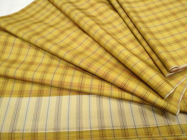 平和屋着物●本場黄八丈　反物　手織　格子文　着尺　逸品　未使用　CAAV9876th