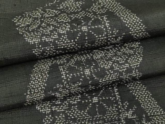 春亞紡（紡紗） - 平和屋着物▽上質な紬　単衣　草花文　黒地　正絹　逸品　DAAV9873sf