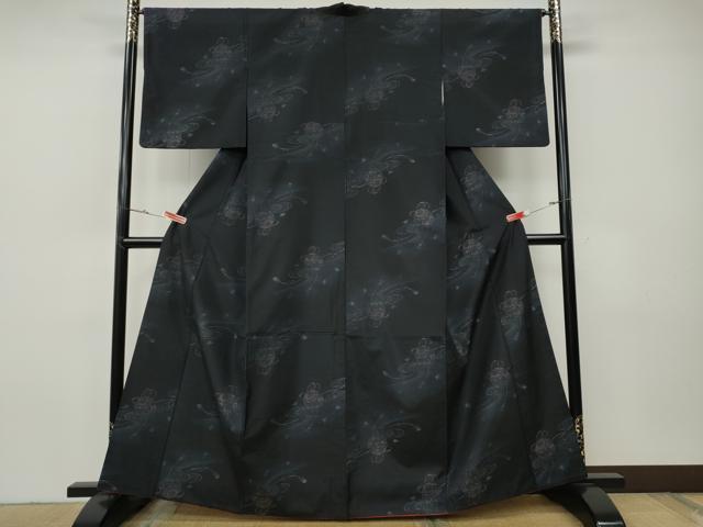 平和屋の平和屋着物●本場大島紬　流水鞠花文　さが美扱い　正絹　逸品　CABH9852ut｜アングル2