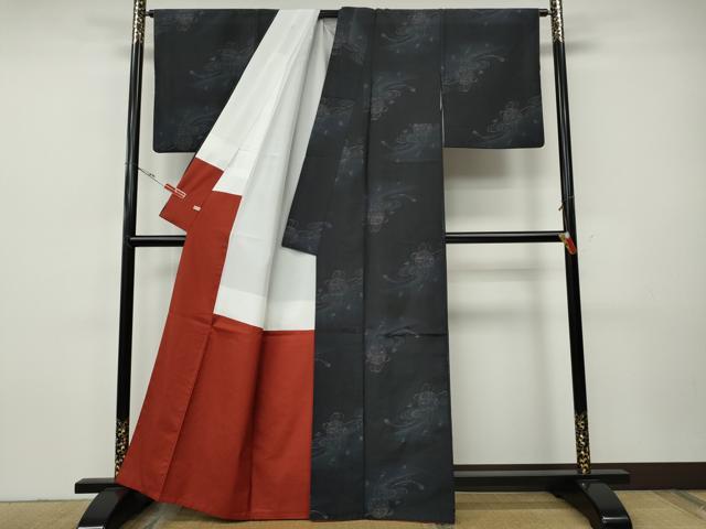 平和屋の平和屋着物●本場大島紬　流水鞠花文　さが美扱い　正絹　逸品　CABH9852ut｜アングル3