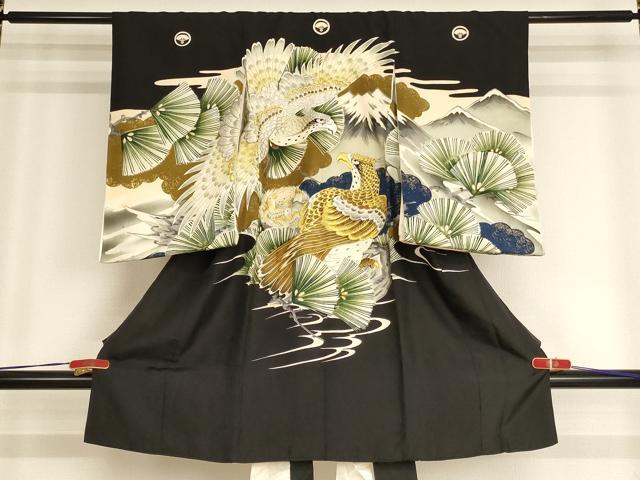 ■■■　サイズ　■■■ 【着物】 身丈 95.5cm（肩から） 裄丈 44cm 袖丈 54.5cm ■■■　商品詳細　■■■ 産着【正絹・五つ紋】の状態は接写画像のように表地所々に汚れがございます。 長襦袢【化繊】の状態は接写画像のように表地所々・裏地に汚れがございます。 大変上質な逸品になります。 お安く出品致しますので、是非この機会にいかがでしょうか？ ■■■　注意事項　■■■ ■モニター発色の具合により色合いが異なる場合がございます。 ■寸法は多少の誤差が生じる場合がございますのでご了承ください。 ■縫込みの長さが左右非対称の場合は短い部分を記載しております。 左右非対称であってもご返品・お値引き等の保証は出来かねますので、ご了承の上ご購入をお願い致します。 ■シミ等のチェックには注意を払っておりますが、見落としがある場合もございますし、個人の見解も様々ですので神経質な方のご購入はお控えください。 ■箪笥に入っておりました着物や帯なので畳みシワや匂いがあるものもございます。 ■お休みは基本的に土日祝となりますが、その他臨時でお休みする場合がございますのでご了承ください。 ■商品の発送は平日のみの発送となります。 ■夜間と土曜、日曜日はお問い合わせの回答が遅れる場合がございます。 ■当店では、お直し、紋入れ、お手入れ等は承っておりません。 ■生地の状態（ヤケ、経年劣化等）によってはサイズ直しが出来ない場合がございます。 その点もどうかご了承のうえ、ご購入をお願いいたします。 ■弊社で取り扱う商品は一点ものにつき、時期や在庫状況に応じて金額が変更となる場合がございます。 ■検針は行っておりません。予めご了承いただきますようお願いいたします。 ■【洗える着物】と記載のある商品におきましては、商品お届け後に洗濯を行ってしまってからのご返品にはご対応しかねます。 念の為、専門店でのお手入れをお願いいたします。 ■着物のサイズ目安は下記を参考ください↓ ＜女性着物＞　お端折り次第で＋5cm　−1cmが着用可能サイズ 　例）身丈170cmの場合、身長160cm〜175cm ＜男性着物＞　身丈＋約25cm〜27cm程が適応身長 　例）身丈155cmの場合、身長180〜182cm