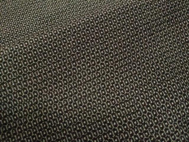 ■■■　サイズ　■■■ 身丈 138cm（肩から） 裄丈 68cm 袖丈 45.5cm　縫込み 5cm 袖幅 35cm 前幅 26cm 後幅 30cm 着物縫いこみ 内揚げ 7cm 裄 お袖側 約3cm　身頃側 約3cm ■■■　商品詳細　...