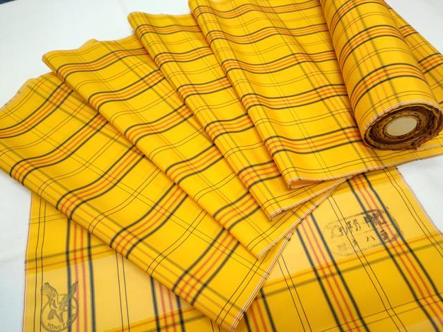 ■■■　サイズ　■■■ 長さ　　着尺分あり 幅　　　約36.5cm ■■■　商品詳細　■■■ 【正絹・未使用】 状態は特に目立ったシミ汚れなどもなく大変良い状態です。 大変上質な逸品になります。 お安く出品致しますので、是非この機会にいかがでしょうか？ ■■■　注意事項　■■■ ■モニター発色の具合により色合いが異なる場合がございます。 ■寸法は多少の誤差が生じる場合がございますのでご了承ください