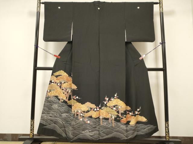 ■■■　サイズ　■■■ 身丈 152cm（肩から） 裄丈 63cm 袖丈 47.5cm　縫込み 5cm 袖幅 33cm 前幅 24cm 後幅 29.5cm 着物縫いこみ 内揚げ 8.5cm 裄 お袖側 約2cm　身頃側 約3cm ■■■　商...