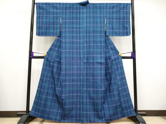 平和屋の平和屋着物●極上　紬　格子柄　逸品　未使用　CYAA5021s6｜アングル2