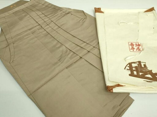 平和屋着物■極上 男性 創業100年 毘龍織 安部吉 馬乗り袴 紬屋吉平 肥後煤竹色 たとう紙付き 逸品 DZAA8849kh5 平和屋着物■極上 男性 創業100年 毘龍織 安部吉 馬乗り袴 紬屋吉平 肥後煤竹色 たとう紙付き 逸品 DZAA8849kh5