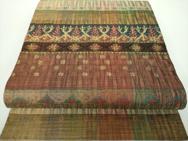 ■■■　サイズ　■■■ 長さ 434cm 幅 31cm程 ■■■　商品詳細　■■■ 【正絹】 状態は締めてはおりますが 特に目立ったシミ汚れなどもなく大変良い状態です。 西陣大黒町、創業から100年以上の歴史、 織技術の高さは西陣屈指の名門...