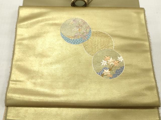 ■■■　サイズ　■■■ 幅 　約35cm ■■■　商品詳細　■■■ 【正絹・未使用】 状態は特に目立ったシミ汚れなどもなく大変良い状態です。 大変上質な逸品になります。 お安く出品致しますので、是非この機会にいかがでしょうか？ ■■■　注意事項　■■■ ■モニター発色の具合により色合いが異なる場合がございます。 ■寸法は多少の誤差が生じる場合がございますのでご了承ください。 ■縫込みの長さが左右非対称の場合は短い部分を記載しております。 左右非対称であってもご返品・お値引き等の保証は出来かねますので、ご了承の上ご購入をお願い致します。 ■シミ等のチェックには注意を払っておりますが、見落としがある場合もございますし、個人の見解も様々ですので神経質な方のご購入はお控えください。 ■箪笥に入っておりました着物や帯なので畳みシワや匂いがあるものもございます。 ■お休みは基本的に土日祝となりますが、その他臨時でお休みする場合がございますのでご了承ください。 ■商品の発送は平日のみの発送となります。 ■夜間と土曜、日曜日はお問い合わせの回答が遅れる場合がございます。 ■当店では、お直し、紋入れ、お手入れ等は承っておりません。 ■生地の状態（ヤケ、経年劣化等）によってはサイズ直しが出来ない場合がございます。 その点もどうかご了承のうえ、ご購入をお願いいたします。 ■弊社で取り扱う商品は一点ものにつき、時期や在庫状況に応じて金額が変更となる場合がございます。 ■検針は行っておりません。予めご了承いただきますようお願いいたします。 ■【洗える着物】と記載のある商品におきましては、商品お届け後に洗濯を行ってしまってからのご返品にはご対応しかねます。 念の為、専門店でのお手入れをお願いいたします。 ■着物のサイズ目安は下記を参考ください↓ ＜女性着物＞　お端折り次第で＋5cm　−1cmが着用可能サイズ 　例）身丈170cmの場合、身長160cm〜175cm ＜男性着物＞　身丈＋約25cm〜27cm程が適応身長 　例）身丈155cmの場合、身長180〜182cm
