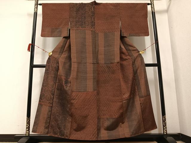 平和屋着物●伝統工芸士　七代目　吉澤与市　訪問着　紬地　亀甲文　正絹　逸品　AABB3664ph