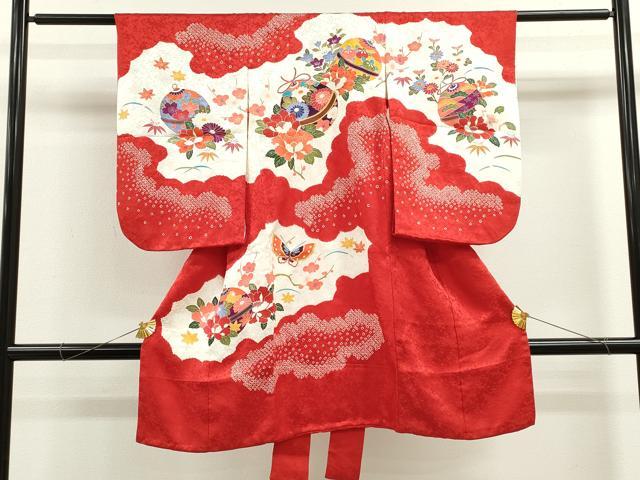 平和屋着物[]お宮参り　女の子　祝着　産着　初着　のしめ　絞り　鈴舞蝶花文　金彩　逸品　CAAZ7054ze